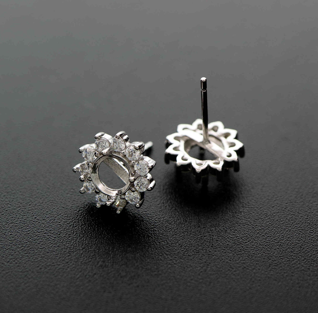 Floral Round Earring