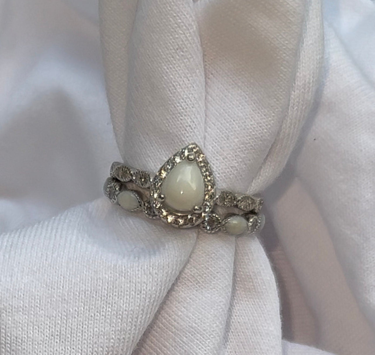 Pear Stackable Ring