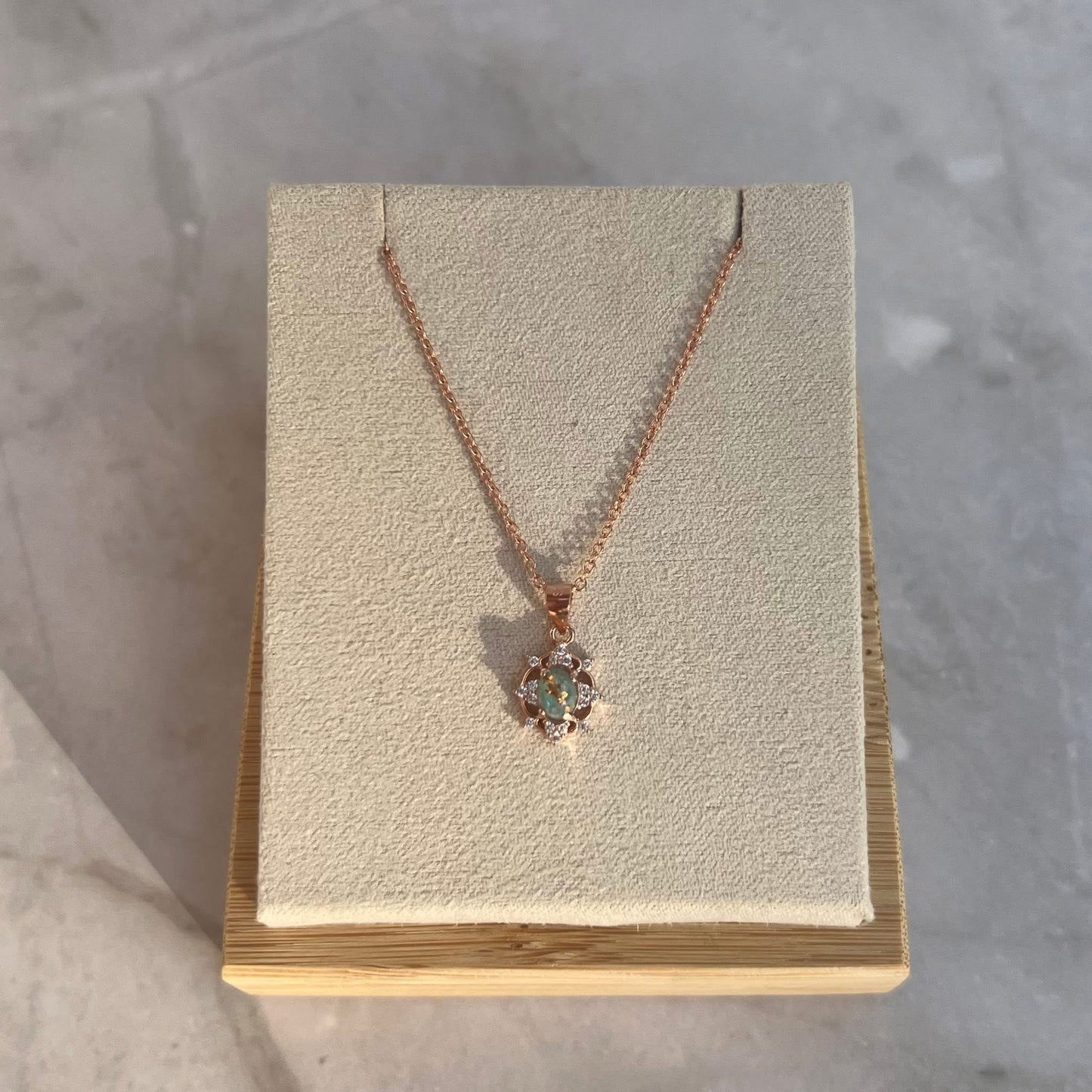 Vintage Oval